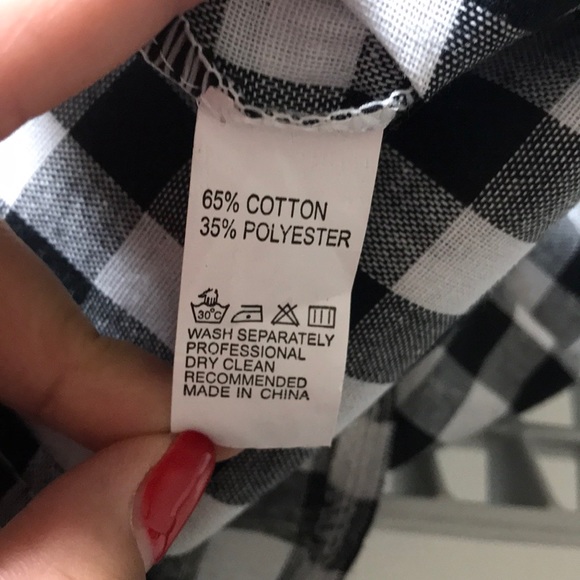 ✨HP✨ High collar gingham ruffles blouse - Picture 7 of 9